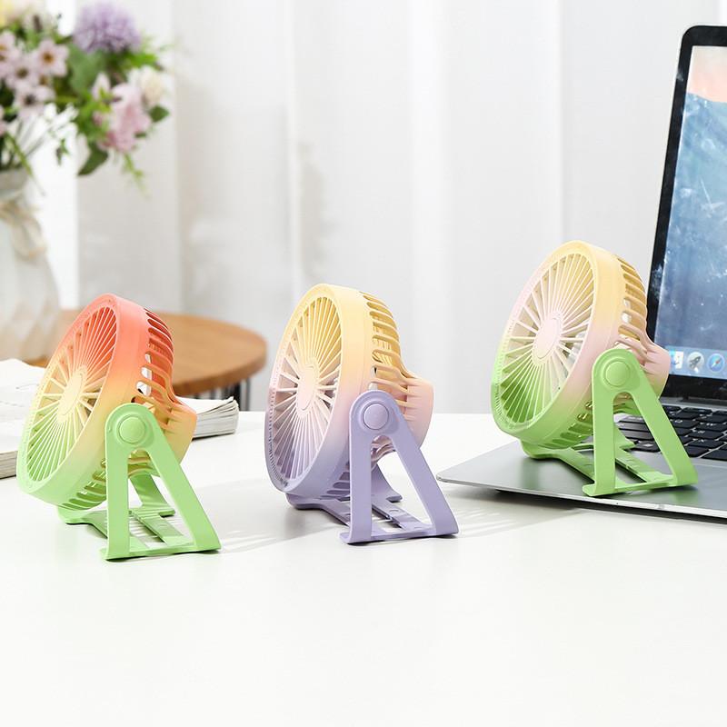Новый мини USB-вентилятор с меняющимся цветом, портативный настольный вентилятор со встроенным аккумулятором, идеально подходит для студенческих общежитий, персонажи)