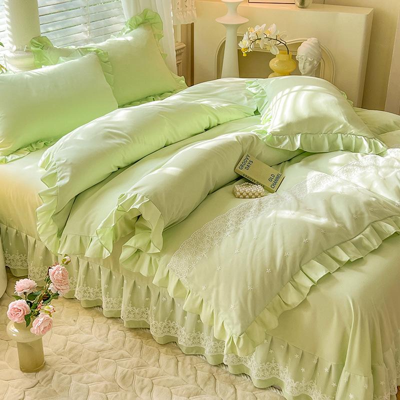 Romantic Lace Decorative Bed Sheet Set 4 Piece With Duvet Cover And PillowCases For Twin And Full Size Bedding
