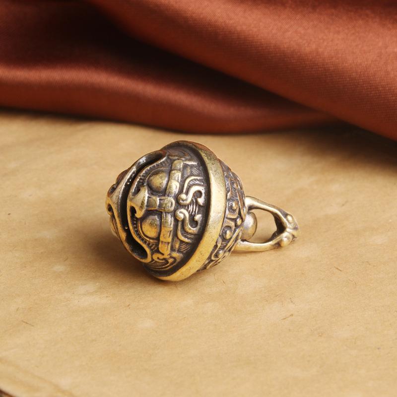 1Pcs New Vintage Brass Taotie Pure Copper Gluttonous Bell Car Key Chain Pendant Small Pendant Men And Women