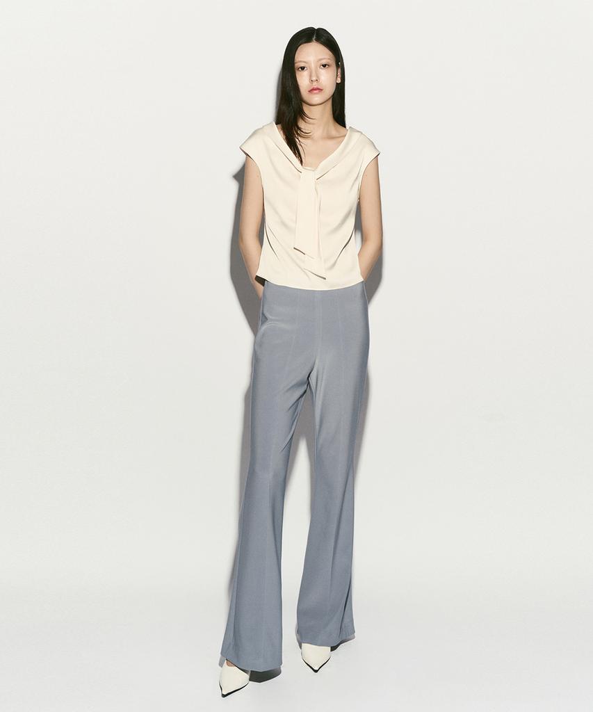RE RHEE High-Rise Elasticated Bootcut Pants Cloud