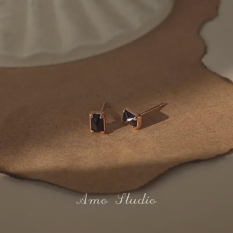 2022 High-End Black Agate Mini Sterling Silver Earrings for Women