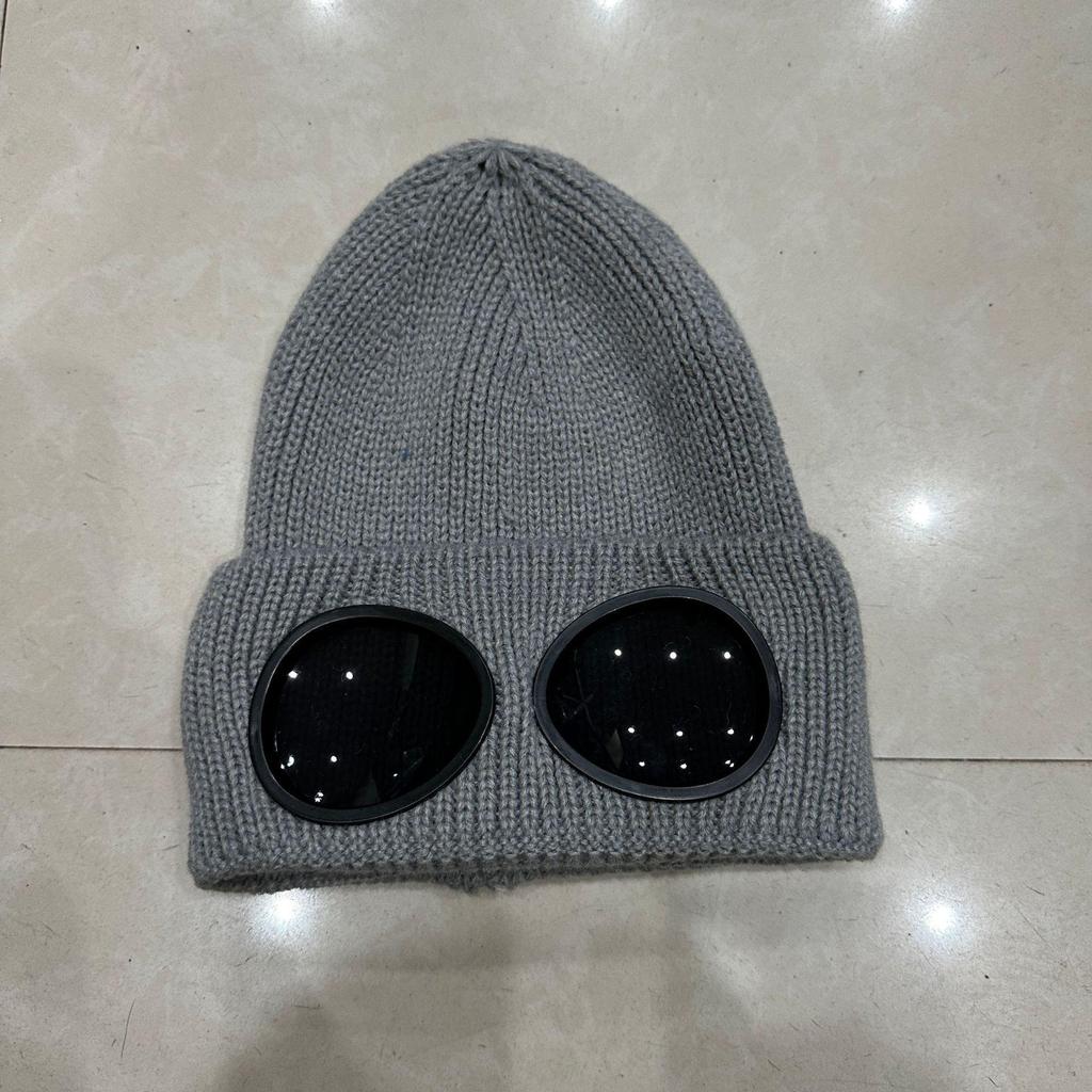 Унисекс Теплая Вязаная Шапка-Авиатор с Очками Лягушки - Идеально для Катания на Лыжах