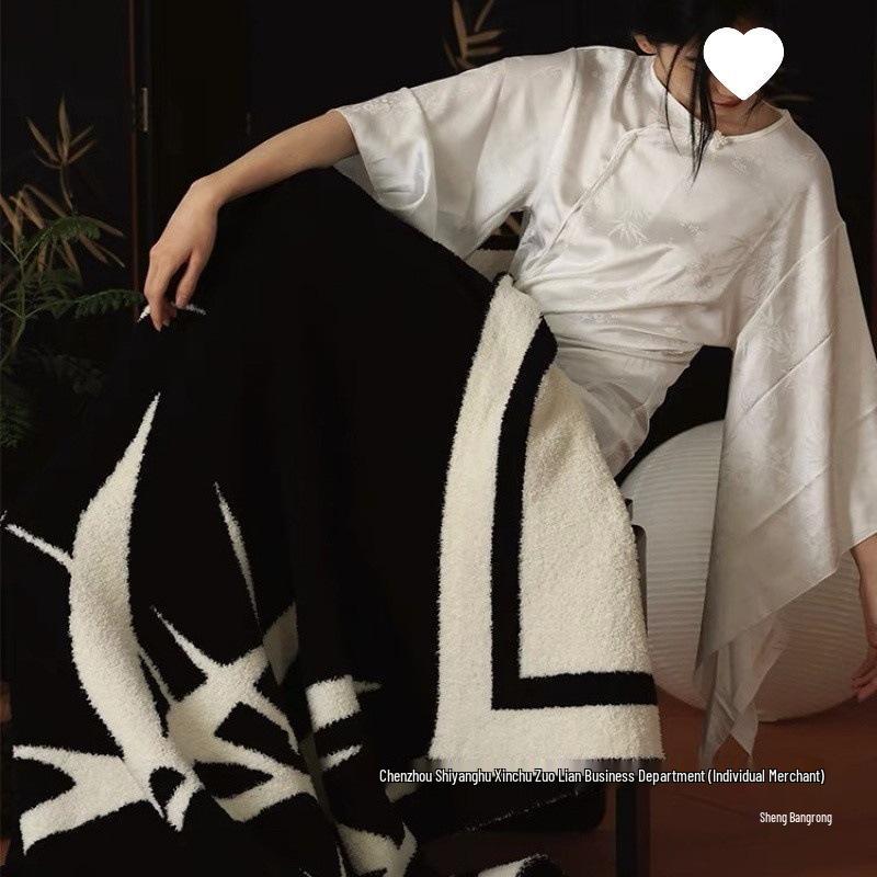 A-Class Bamboo Blanket: National Style Sofa and Bedding Accessory.