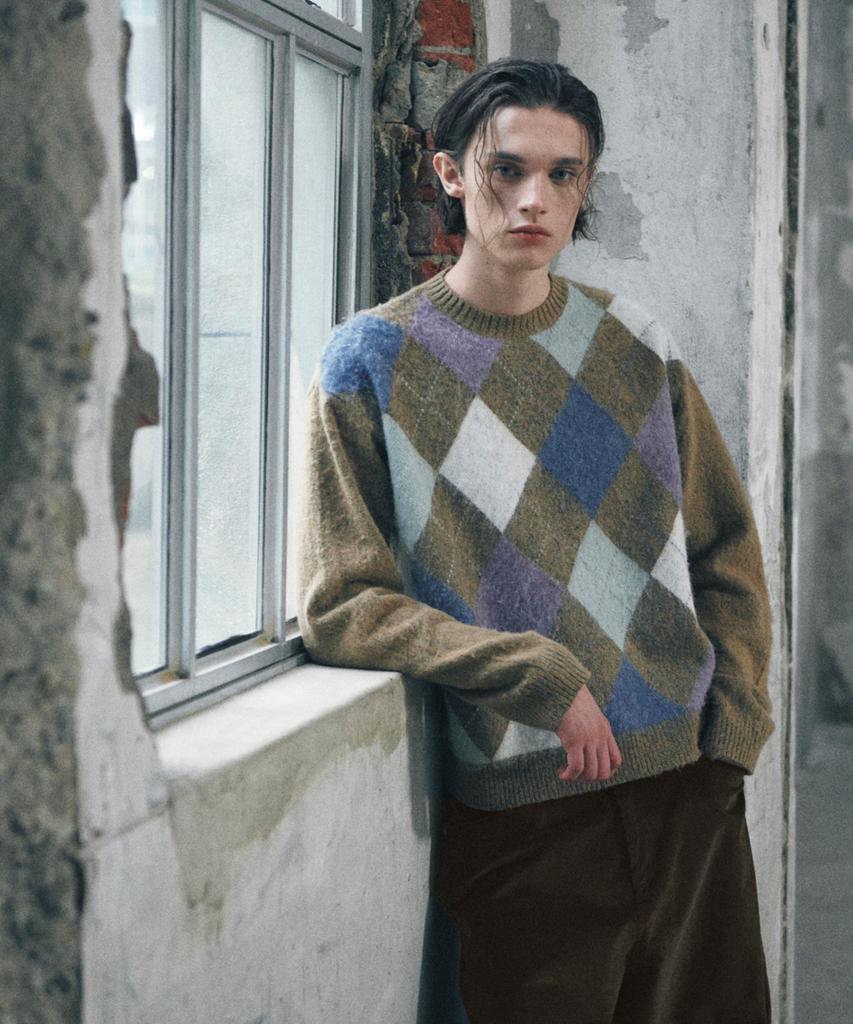 GLW Soft Argyle Knit Brown