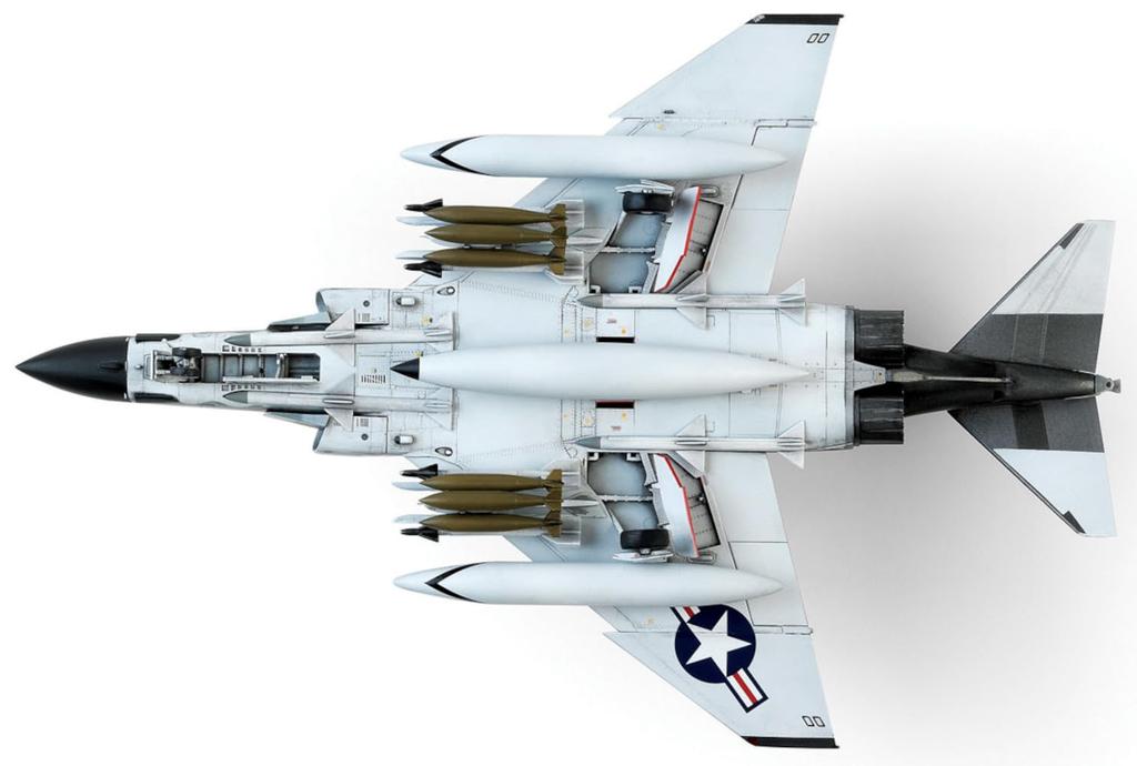 Doyusha 1 Американский Фантом II Showtime 100 Пластиковая модель 1/72 Потрясающе! F-4J