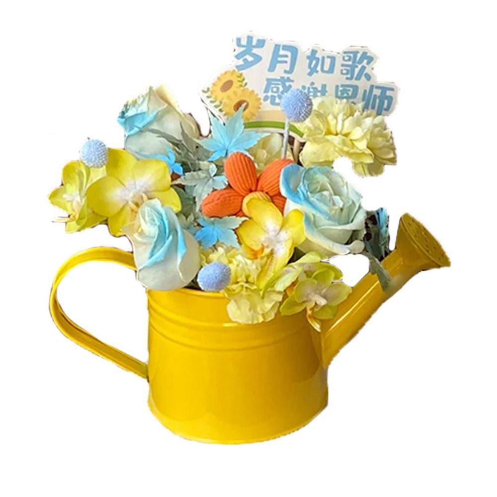 Metal Watering Pot Large Capacity Water Spraying Pot Mini Plants Decorations for Children