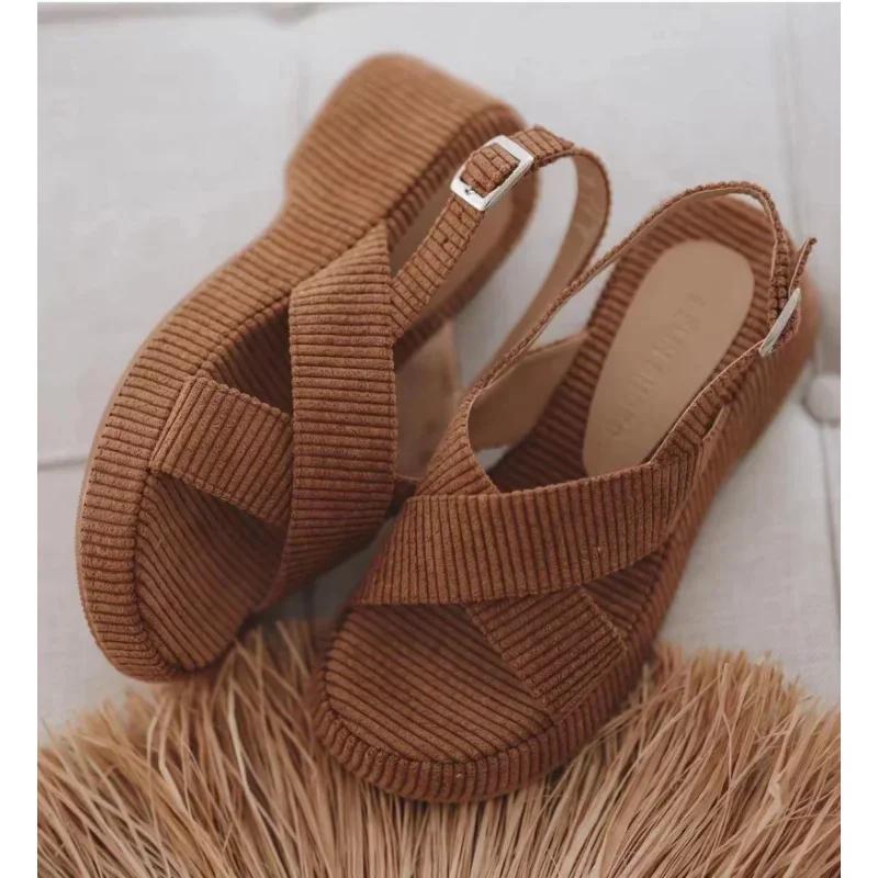 Женские сандалии, летние модные и модные сандалии на толстой подошве на наклонном каблуке, перекрещенные босоножки для женщин, римские сандалии, туфли