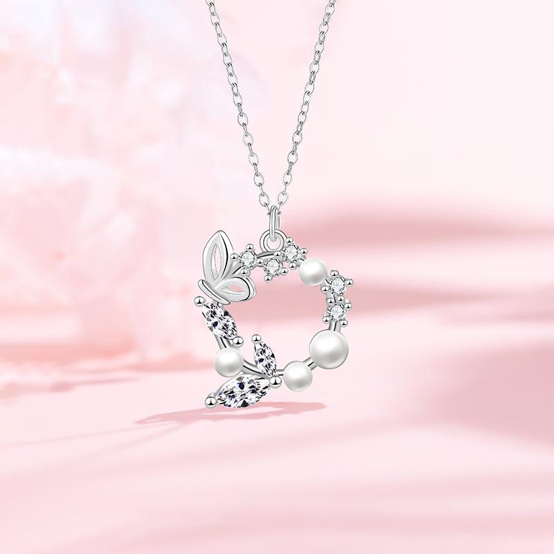 Original Butterfly Necklace Women's Light Luxury Niche Design Sense Imitation Pearl Zircon Stainless Steel Collarbone Chain