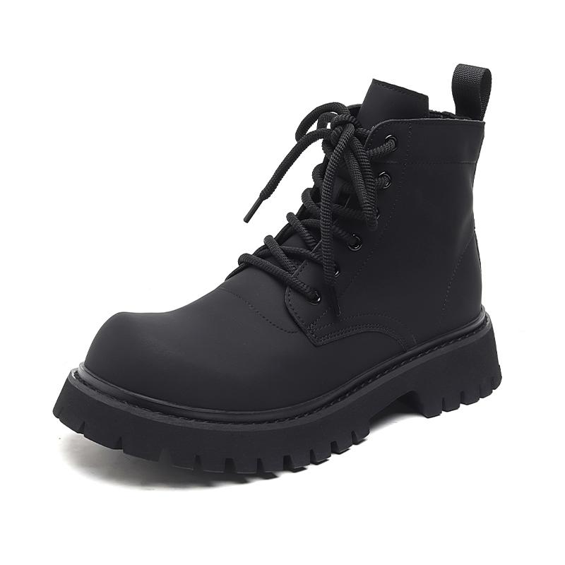 Модная осенне-зимняя мужская обувь. Трендовый минималистичный дизайн. Для прогулок на открытом воздухе, езды на мотоцикле, повседневной носки в офисе. Молодежная и взрослая теплая обувь.