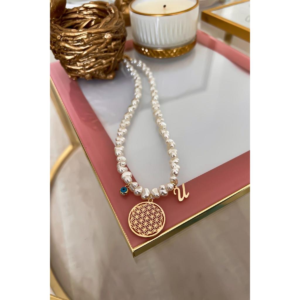 Персонализированное ожерелье «Цветок жизни» из жемчужного ряда с буквой U и подвеской «Сглаз»