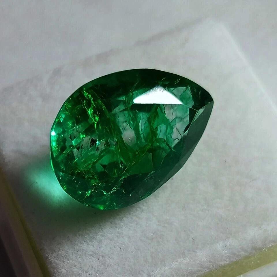 Certified Natural Green Colombian Emerald Pear Cut 9+ Ct Stunning Gemstone