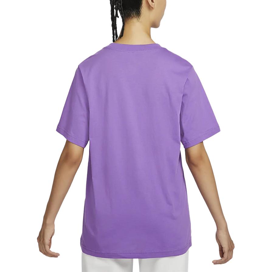Nike T Shirts Women's Purple Crew Neck Moderate Straight Fit FD4150-521