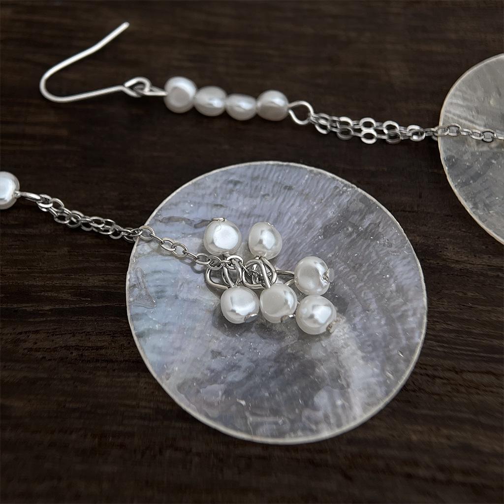 Handmade Elegant Pearl Tassel Earrings: Chic & Unique Design