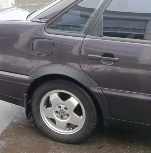 Накладки на арки (4 шт, черные) для Volkswagen Passat B4 1993-1996 гг