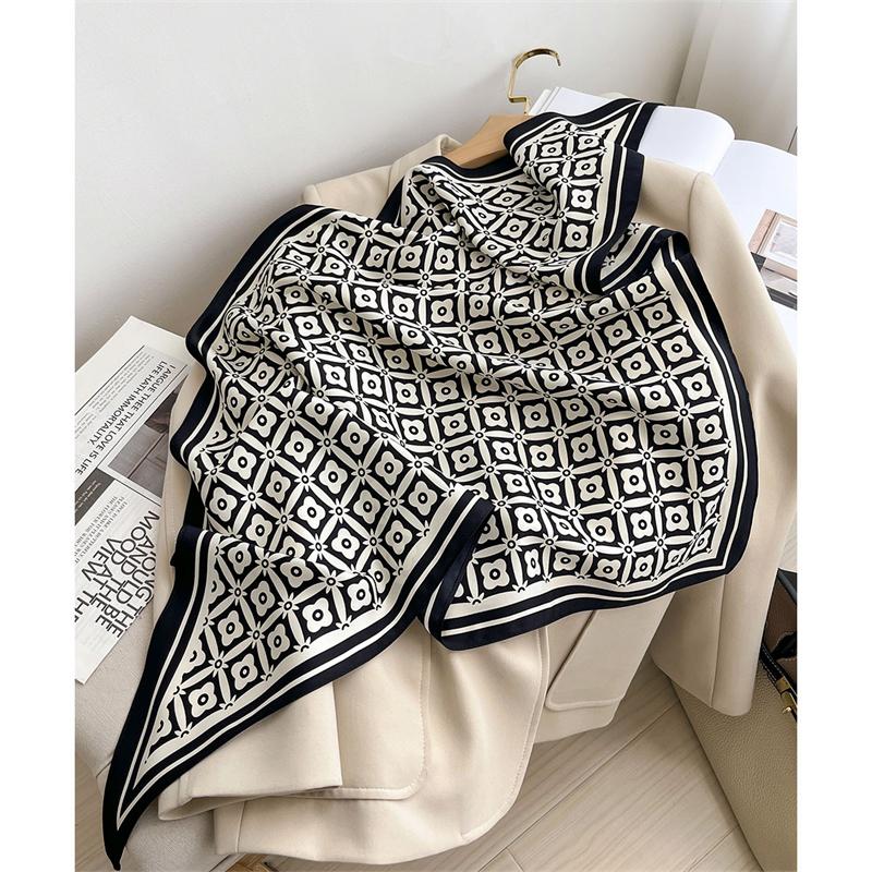 2025 Новая Мода Женский Треугольный Шарф Богемный Стиль Пейсли Дизайнер Длинная Лента Твиловый Шелк Шарфы Косынка Роскошь