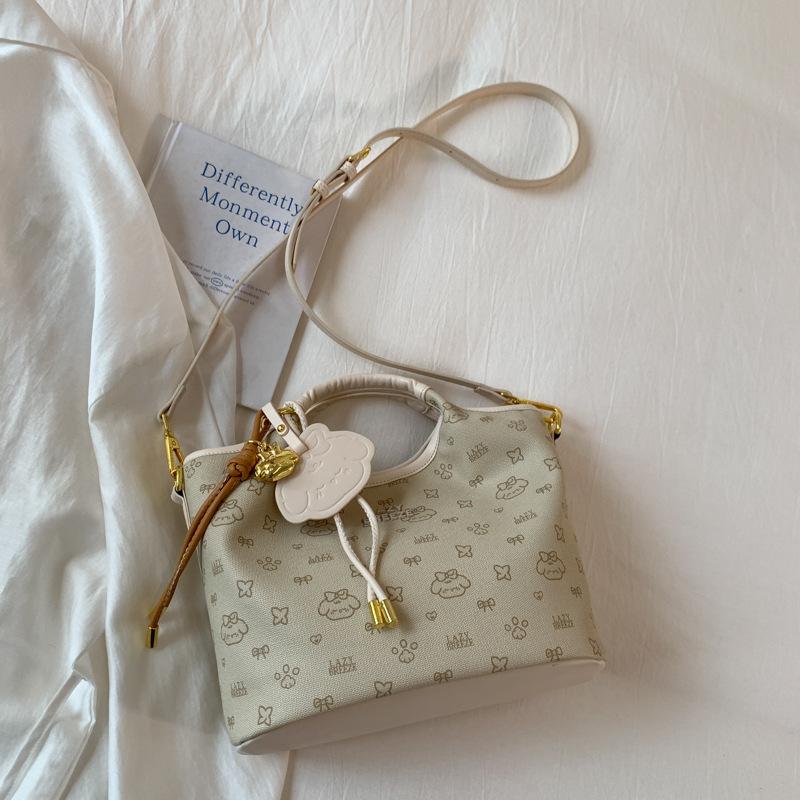 Продвинутое чувство иностранного стиля маленькая сумка женская 2025 новая летняя универсальная сумка-мессенджер изысканная супер огненная сумочка сумка-ведро