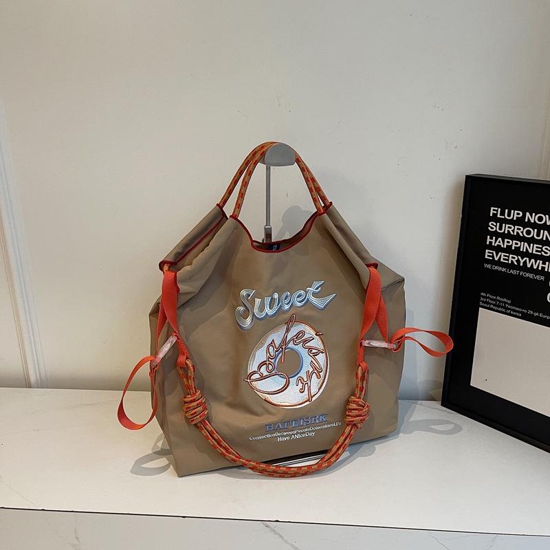 Stylish Dachshund Embroidered Nylon Crossbody Bag for Women - Autumn/Winter 2024 Collection