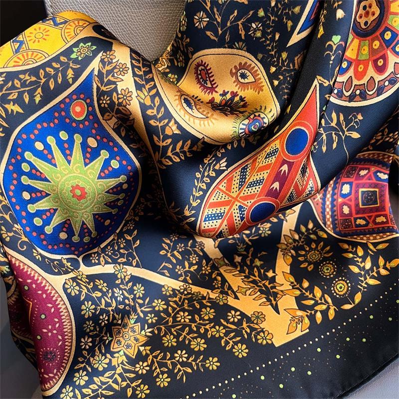 Gold Leaf Print Scarf 70x70cm Women Silk Scarves Luxury Bandana Hijab Neckerchief Shawl Kerchief Hair Band Foulard