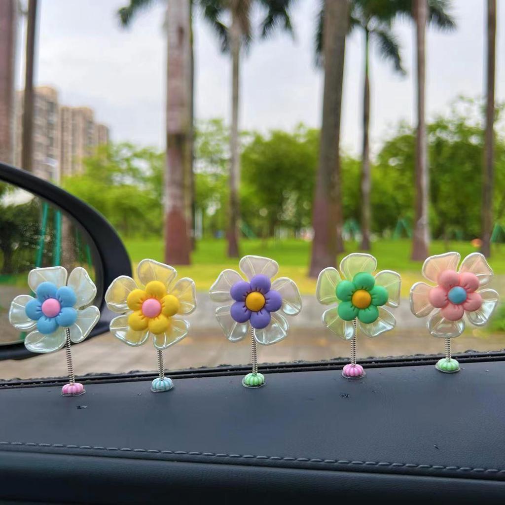Милые самодельные вязаные крючком цветы, украшение для салона автомобиля, забавный цветок с качающейся головой, украшение для приборной панели мини-автомобиля, танцующий цветок