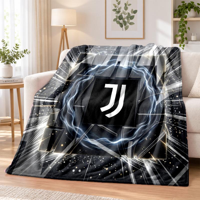 Juventus FC Printed Flannel Blanket Warm Comfort Bed Throw For Indoor Home Decoration