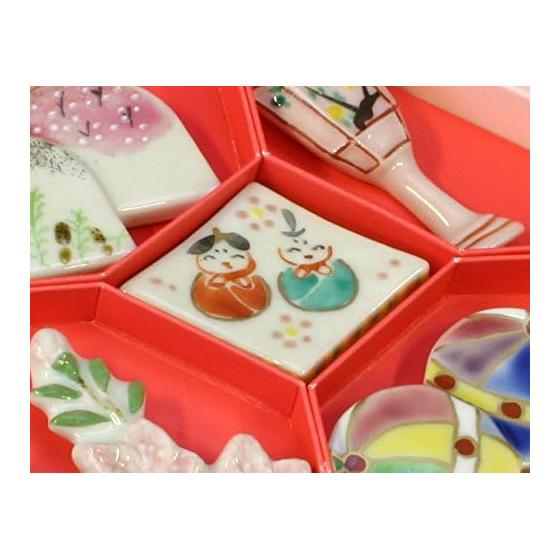 Подставки для палочек для еды Kyo-yaki Kiyomizu-yaki, коллекция Kyoto Hinamatsuri, набор из 5 шт.: Темари, Мамебина, Цветок Персика, Хинабина, Фарфор, Япония