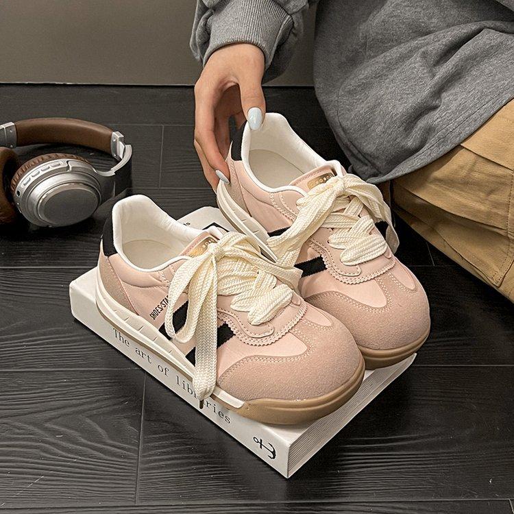 2025 Spring and Summer New Flat-bottomed German Training Shoes Soft Leather Casual Shoes Lace-up Breathable Thin-soled Capiballard Training Boa