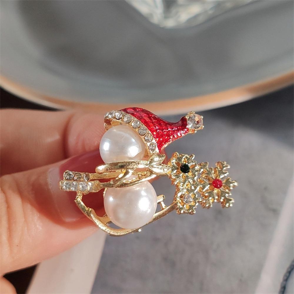 Shining Snowflake Xmas Brooch Lovely Sweater Scarf Badge Christmas Snowman Brooch  Kid Gift