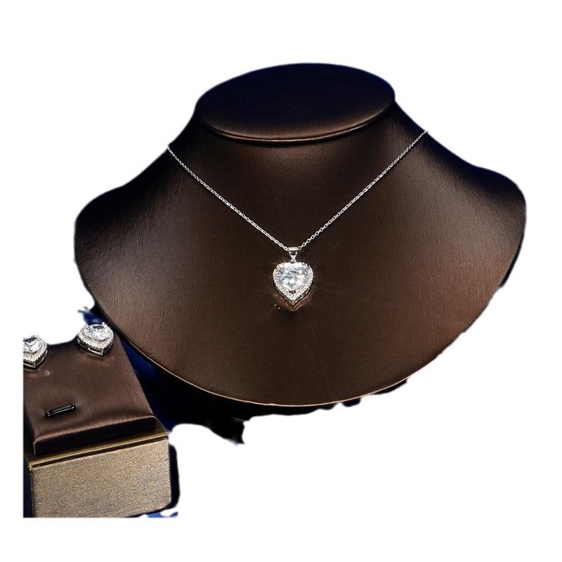 Новый комплект ожерелий Love Peach Heart Zircon, ретро-персонализированные серьги, комплект из трех украшений