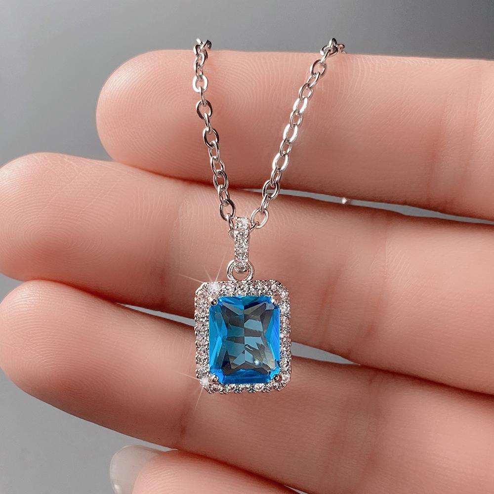 Huitan Aesthetic Colorful Cubic Zirconia Pendant Necklace Women For Wedding Party Temperament Lady 'S Neck Accessory Jewelry