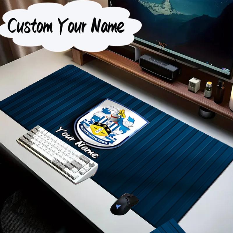 Custom Name Mouse pad Huddersfield football Crest Mouse Pad Desk Mat, Non-Slip Rubber Backer Pad For Computer Notebook Gaming Mouse Pad Birthday Gift