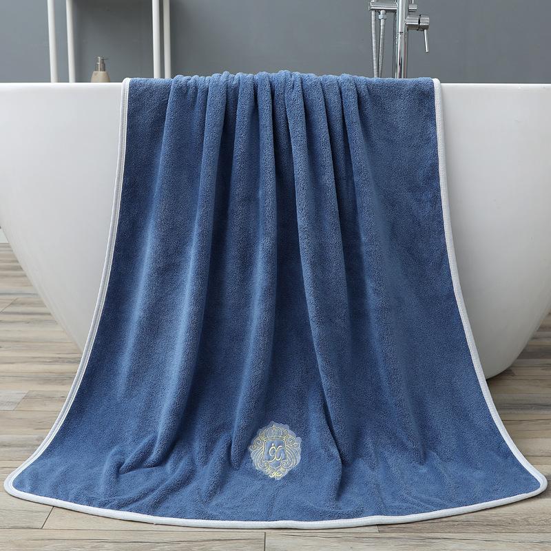 Полотенце для ванны из кораллового флиса Полотенце-обертывание для ванны Большое полотенце Впитывает воду Нелегко линяет Утолщенное Зимний школьный сезон Студенческое общежитие