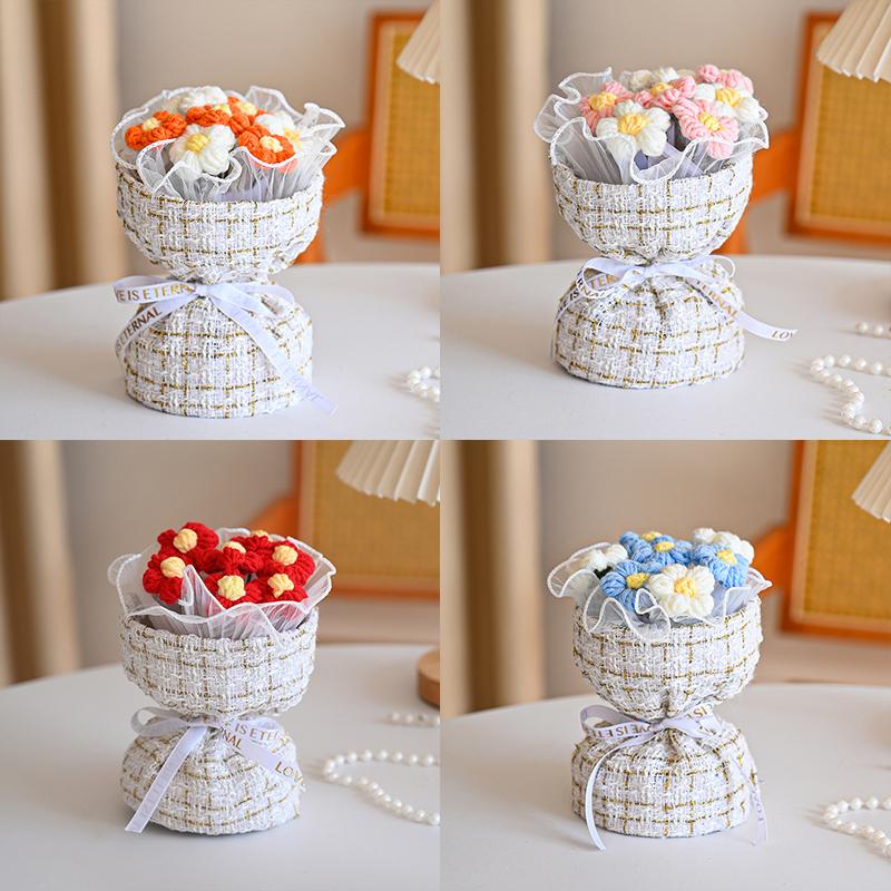 Имитация слоеного цветочного букета. Вязаный цветочный букет из 7 слоеных цветочных букетов.