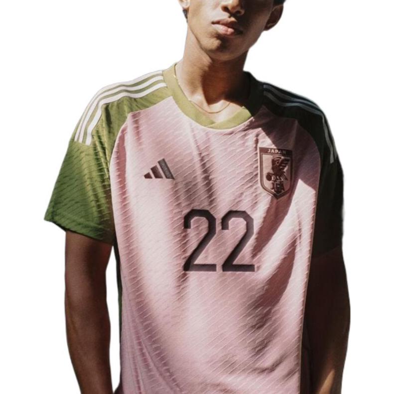 Футболка национальной сборной Японии по футболу adidas x Nigo