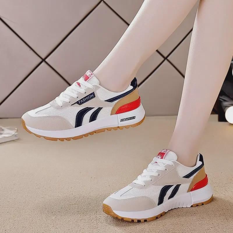 «Женская легкая спортивная обувь большого размера — удобные кроссовки для путешествий на открытом воздухе на весну/лето»