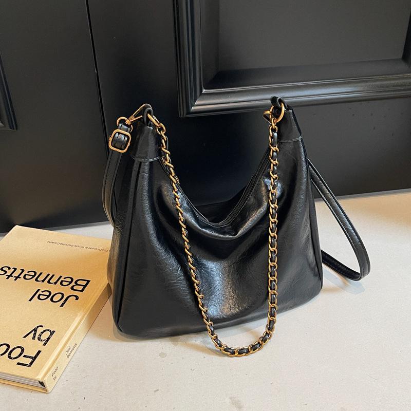 Большая вместительная сумка подмышкой в стиле ретро Lady Tide Korean Niche Messenger Bag Casual Commuter Bag