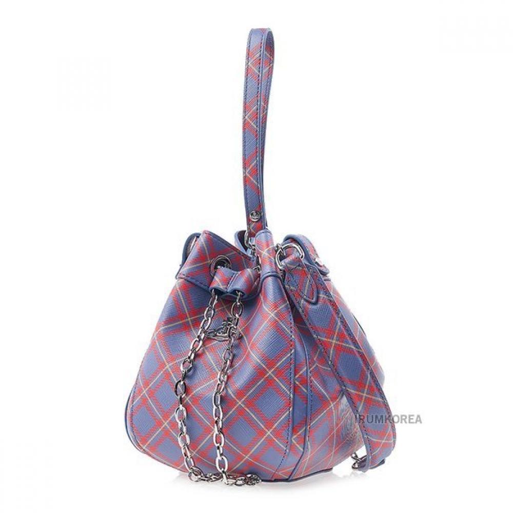 Vivienne WeStwood Women S Signature Check Shoulder Bag K302