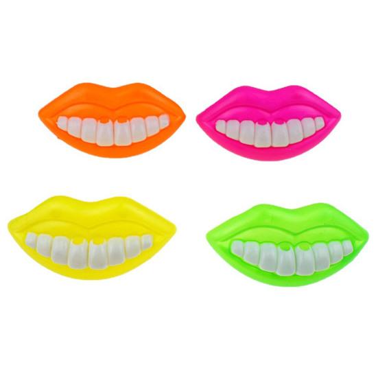 10 шт., мультяшный свисток, износостойкая, широко применяемая пластиковая полезная портативная мини-игрушка для детей