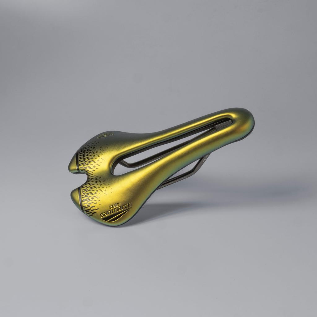 SELLE SAN MARCO Велосипедное седло Aspide Short Racing Радужный Золотой Широкий размер WIDE L3 Ш 155 x Д 250 мм ASPIDE Short Racing Широкий ЗОЛОТОЙ 911LW403 / -