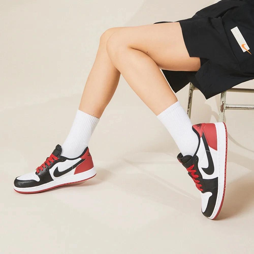 Jordan 1 Ретро Лоу ОГ Блэк Тоу 2023 GS CZ0858-106