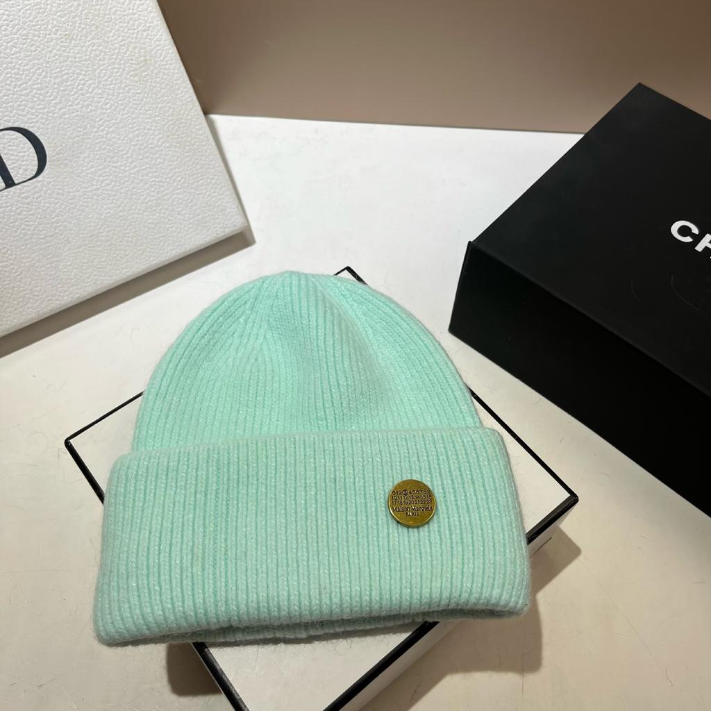 Winter High-Quality Rabbit Fur Knitted Hat Northern Cold Warm Soft Waxy Ear Protection Wool Hat Simple Cold Hat