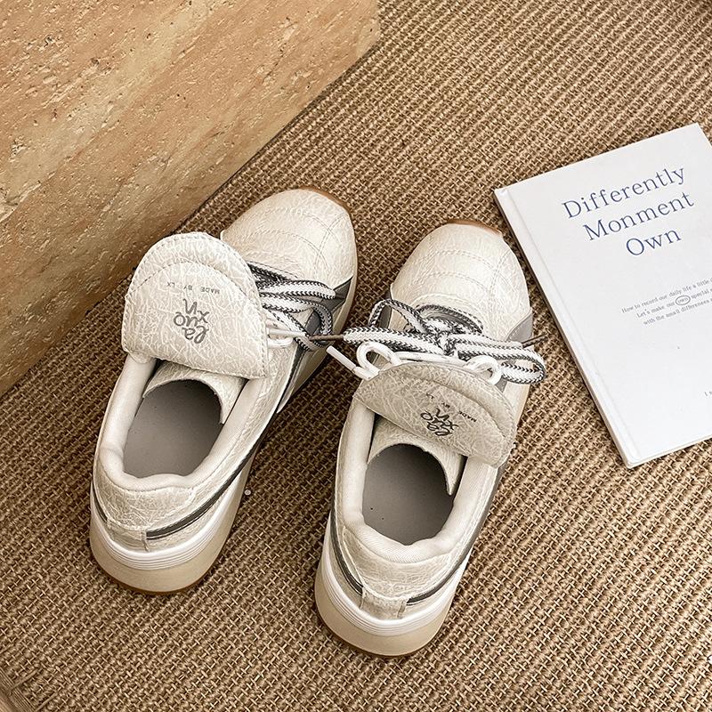 Модные американские ретро универсальные кроссовки Forrest Gump на платформе женские 2025 новые весенние и осенние повседневные увеличивающие рост спортивные туфли