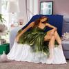 Singer A-andrea Berg Blanket Warm And Soft Suitable For Bedroom Living Room Sofa Bed Office Travel Camping