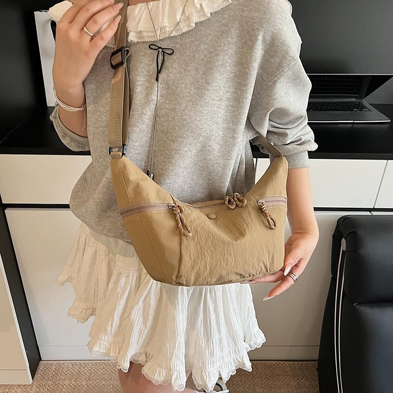 Small Bag Women's Cloth Bag 2025 New Korean Version One-shoulder Messenger Bag Casual Solid Color Foreign Style Women's Texture Dumpling Bag