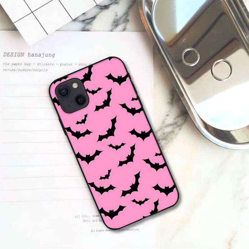 Черный чехол с рисунком летучих мышей для iPhone 11 12 Mini 13 14 15 Pro XS Max X Plus SE XR Shell