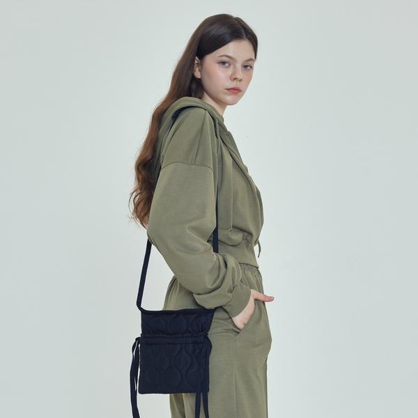 Qualate Strap Mini Cross Bag (Black), RD23D07BKF0-7000025973