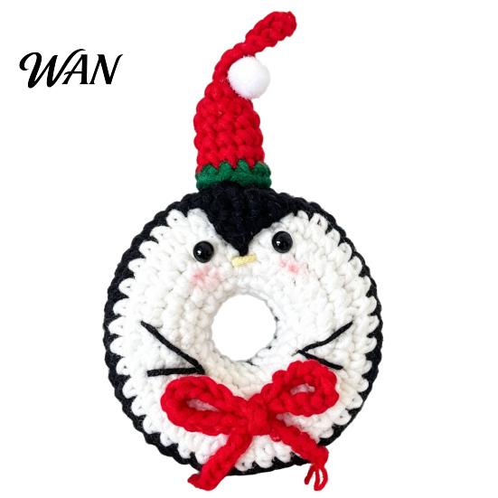 Wool Yarn Holiday Decoration Crochet Christmas Doughnut Keychain, Handmade Santa Claus/Reindeer/Penguin/Bear/Flower Wreath Pendant for Stuffed