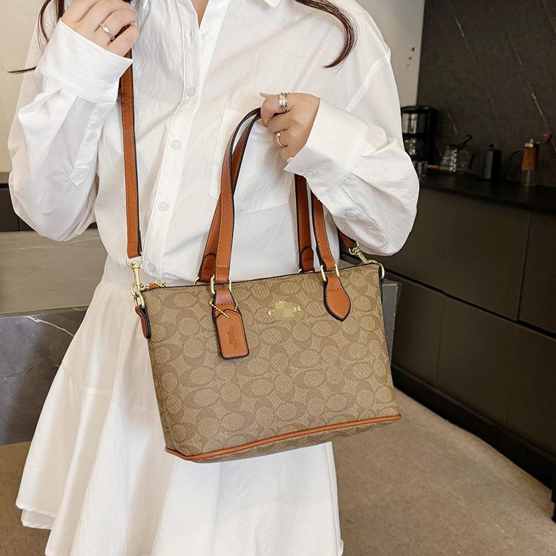 Women's Classic Flower Print Large-Capacity Tote and Crossbody Bag