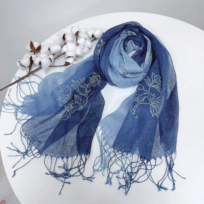 Linen Tie-Dye Scarf Gradual Change Blue Dye Batik Scarf Women'S Style Shawl Fringed Warm Silk Scarf