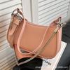 New Korean Version Fashionable Temperament Simple Chain Underarm Bag Versatile Commuter Casual Solid Color Shoulder Messenger Bag