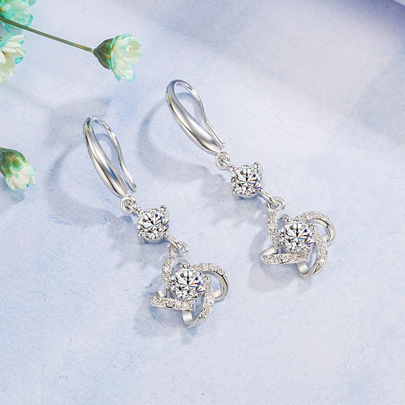 Sace Gems Серьги с микроинкрустацией цирконом, женские вращающиеся серьги с клевером, простые серьги с ветряной мельницей и крючками для ушей.